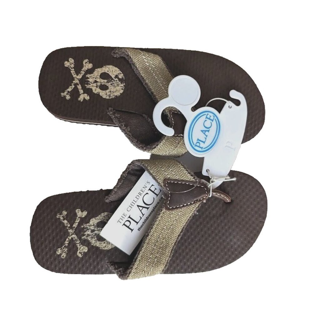 NWT The Children's Place Boys Brown Flip Flop Sandal Skull Slip-On 10-11… - Picture 7 of 7
